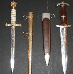 4.Edged Weapons & Accoutrements