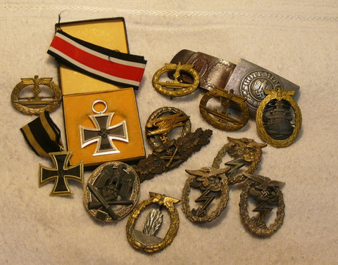 Kampfgruppe Medals and badges Gift Card